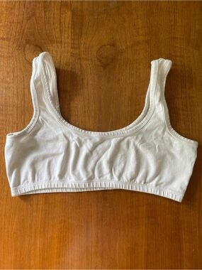 ARQ wide strap bra in white
